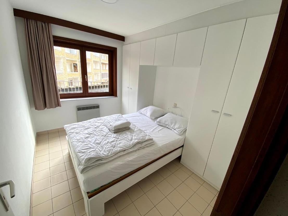 Appart Sympa 6P Avec Garage Et Terrasse Ensoleillee Et Spacieuse A 25M De La Mer Westende Мідделкерке Екстер'єр фото